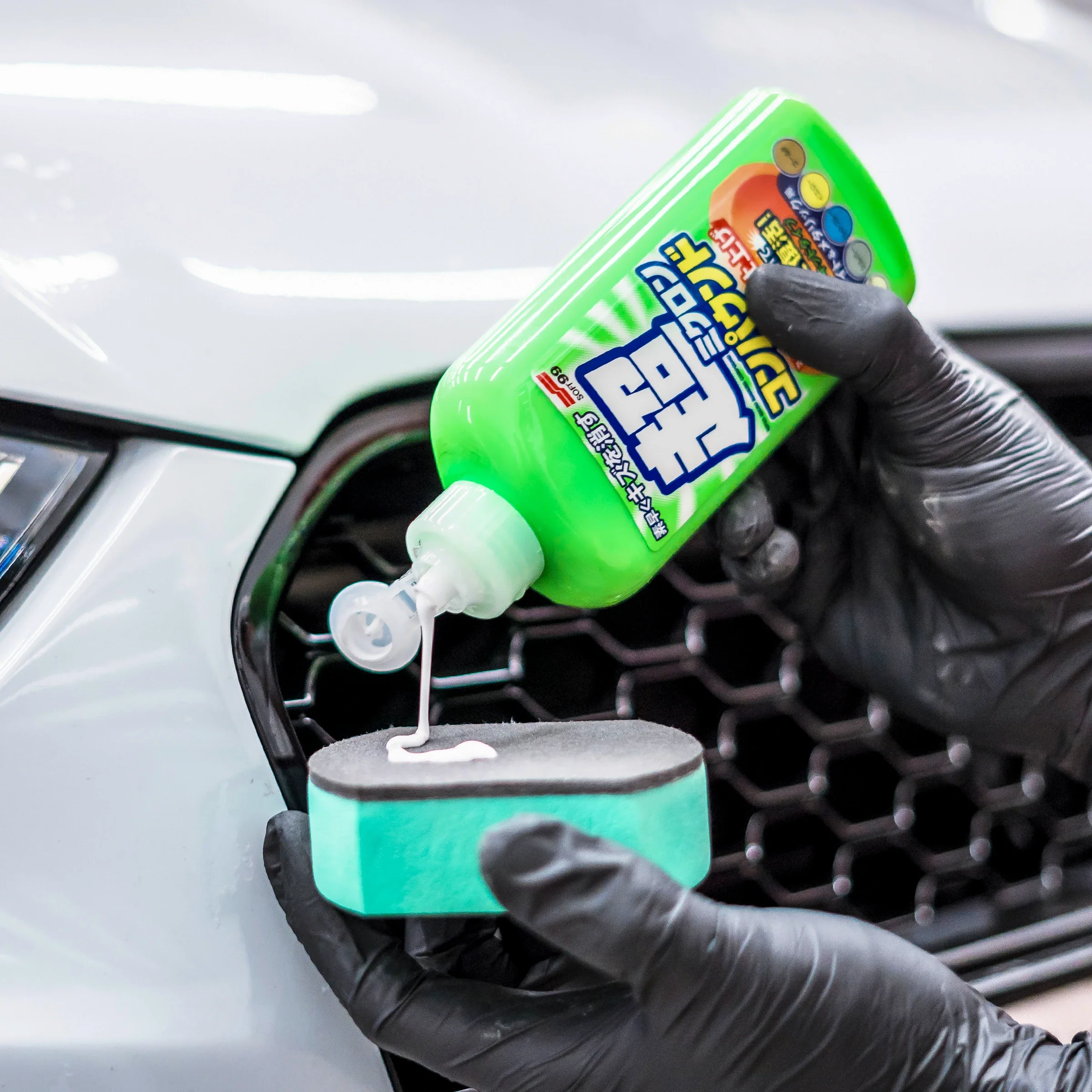 Micro Liquid Compound Light, paintwork cleaner and prep agent, 250 ml - Image 2