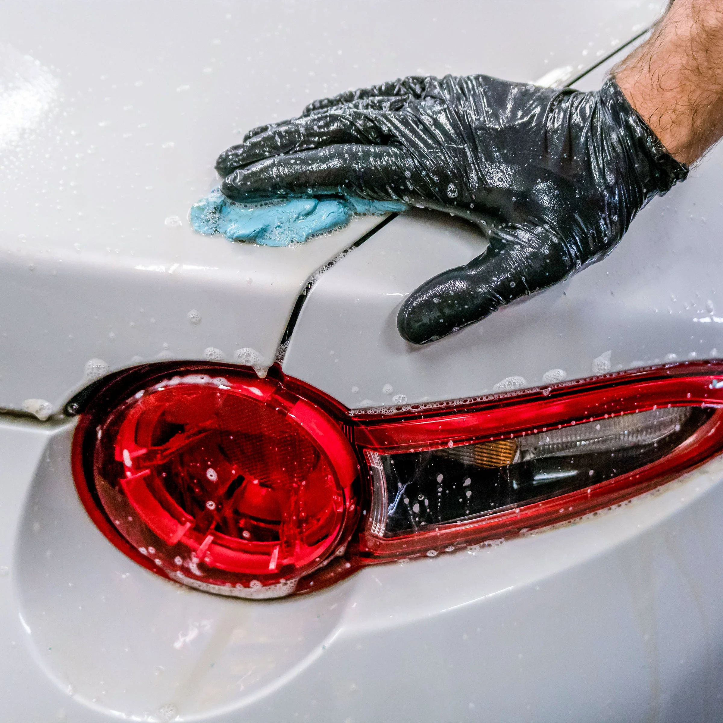 QJUTSU Car Care Set, basic car washing kit - Image 3
